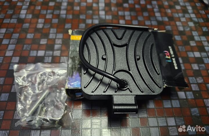 Фара LED 18W на мотобуксировщик/лодку