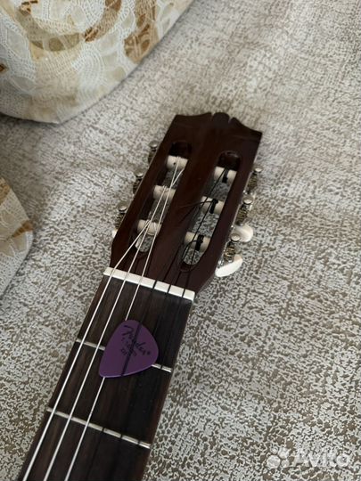 Классическая гитара Yamaha C40