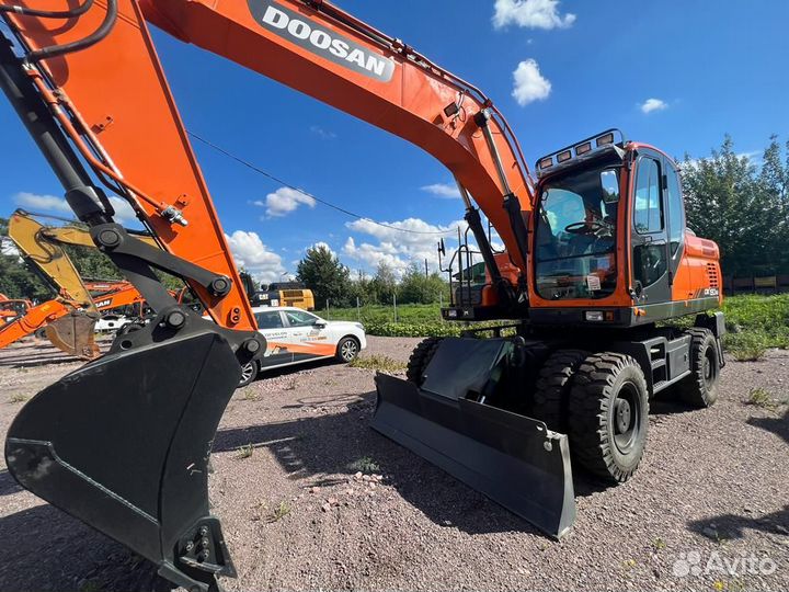 Колёсный экскаватор DOOSAN DX190WA, 2023