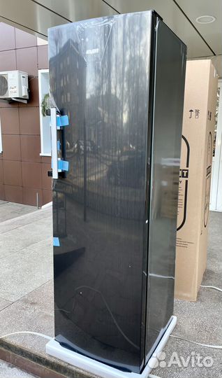 Черный Атлант без морозильника