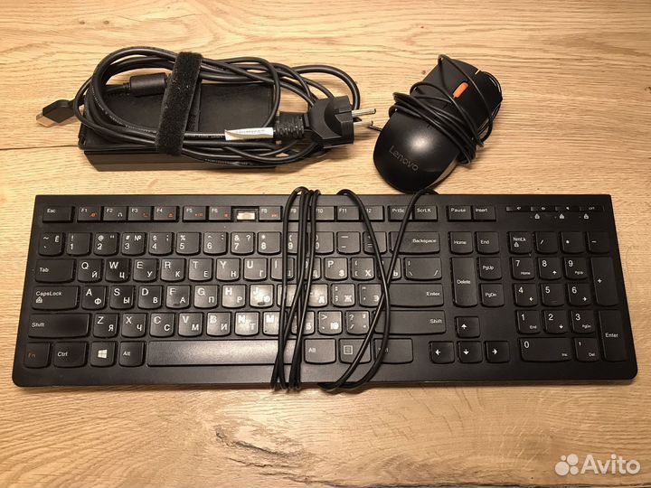Моноблок Lenovo Full HD 23