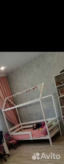 Детская кровать домик с матрасом