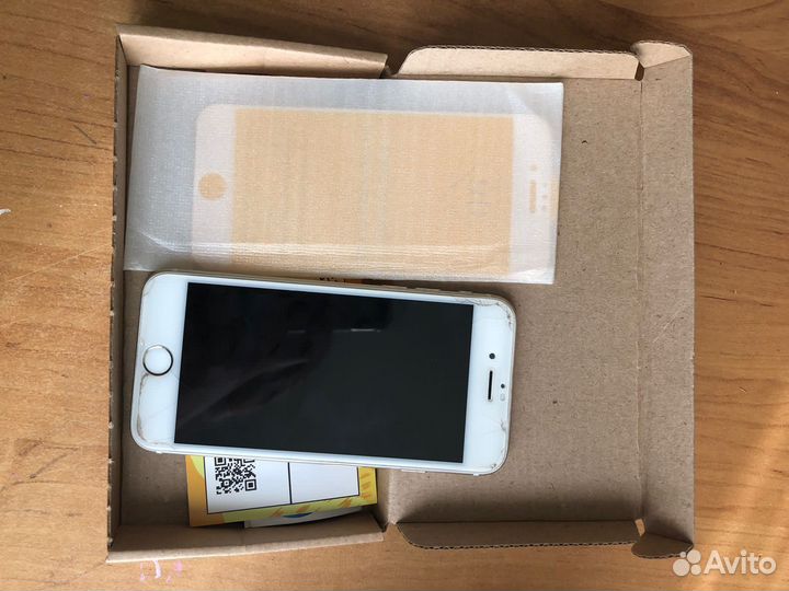 Телефон iPhone 6