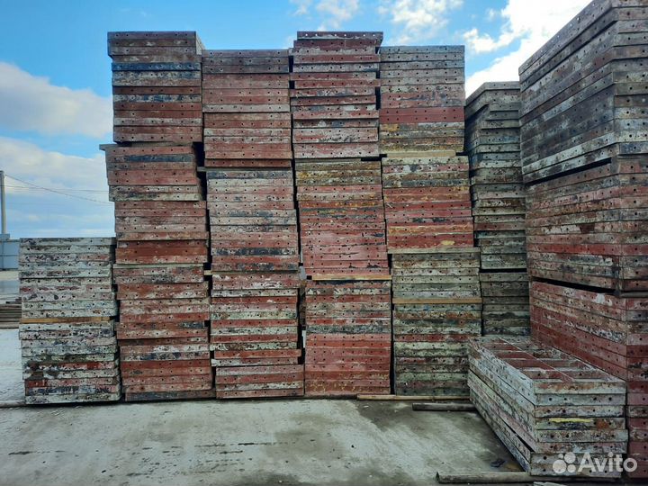 Опалубка Мелкощитовая Б/У в отличном состоянии