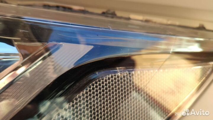 Стекло фары Outlander 3, левое + герметик