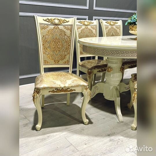 Новые столы и стулья для кухни