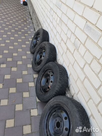 Зимние колеса в сборе reno r14