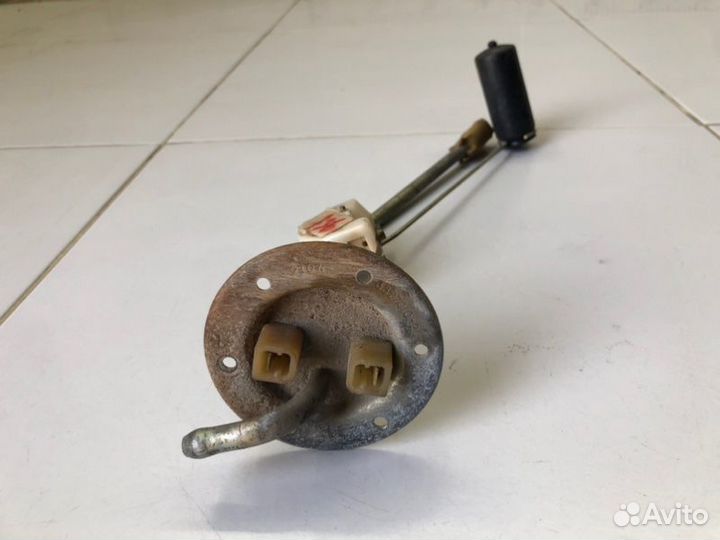 Датчик уровня топлива Лада 2104