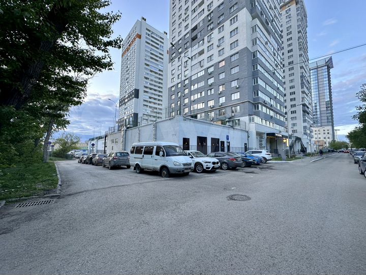 Машиноместо, 16 м²