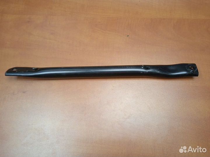 Распорка (растяжка) стоек правая Bmw 5 G30 B47D20A