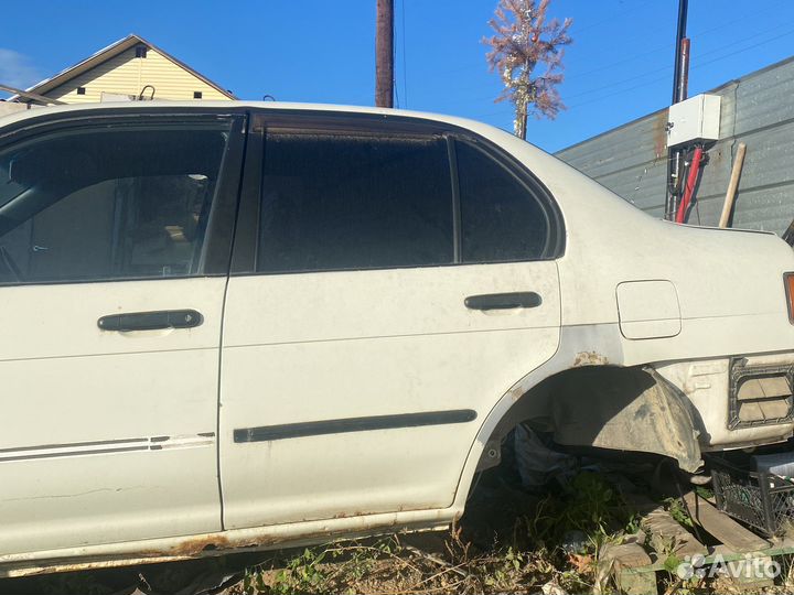Дверь задняя левая toyota corsa el45
