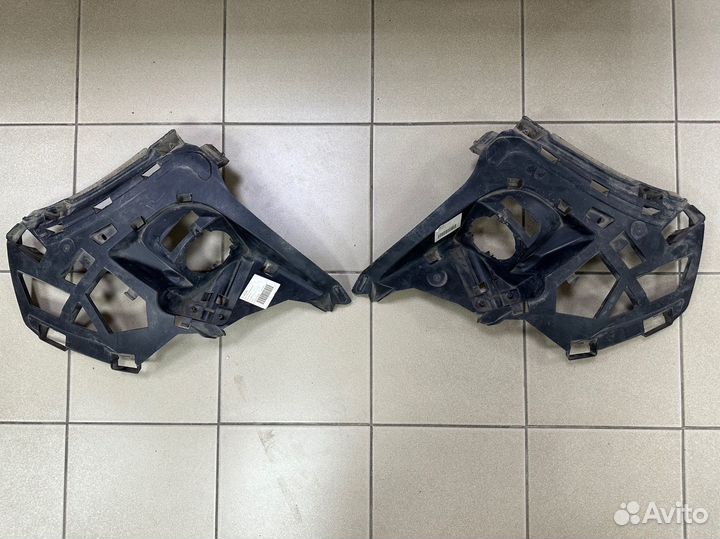 Кронштейн переднего бампера птф Renault Scenic