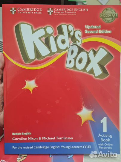 Учебник и тетрадь Kids box 1