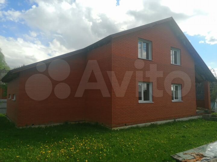 Дом 252 м² на участке 6 сот.