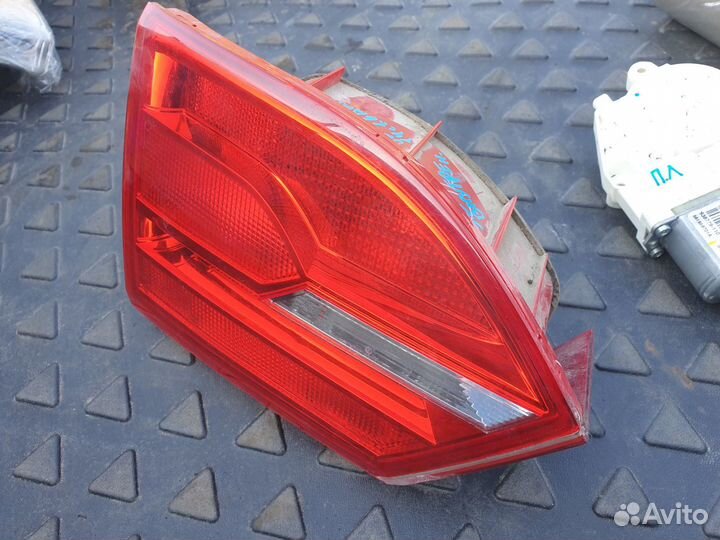 Фонарь зад внутренний левый VW Jetta VI Джетта 6