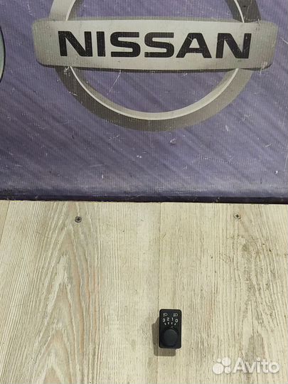 Корректор фары Nissan primera P12 Лев, Прав