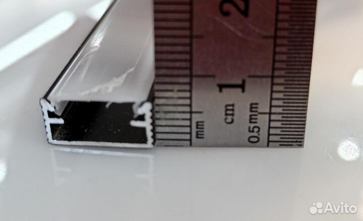 Профиль 105 П-образный Накладной 1м Черный 10х15мм