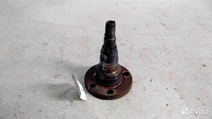Цапфа задняя Audi 80 B2 78-84г