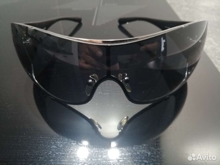 Солнцезащитные очки