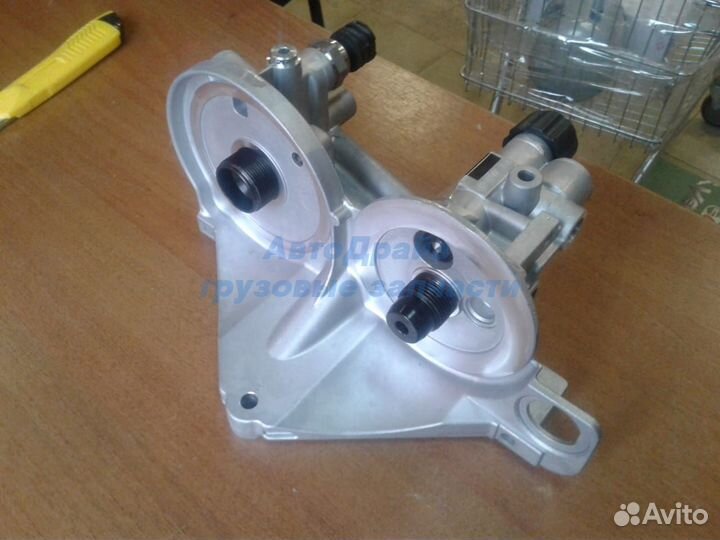 Корпус топливного фильтра Рено Магнум двигатель DX