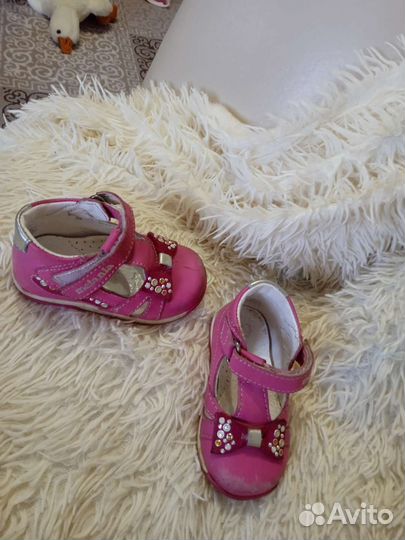 Туфельки для девочки
