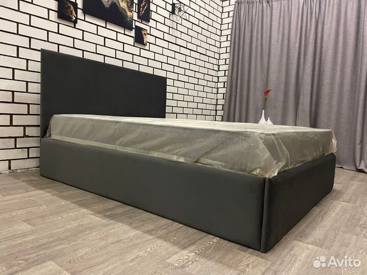 Кровать в наличии 160/200 новая