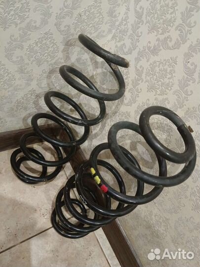 Пружины подвески задняя Volkswagen Jetta 6 рестайл