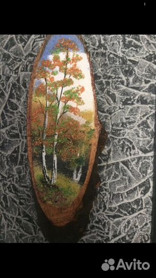 Резное панно из дерева