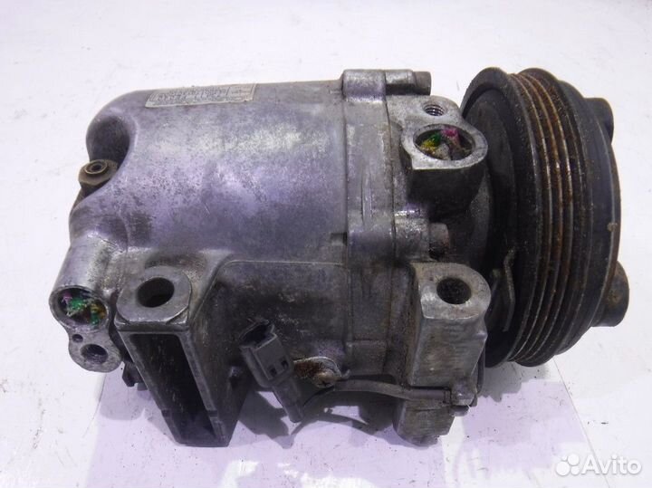 Компрессор кондиционера 73111FE040