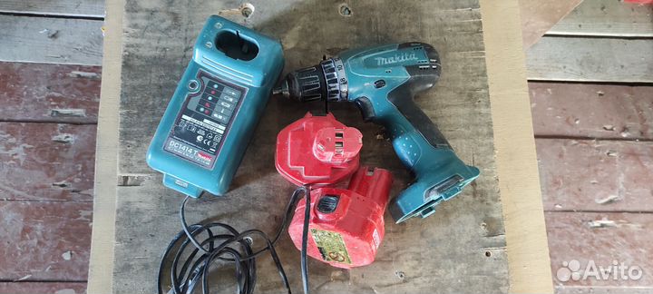 Шуруповерт makita