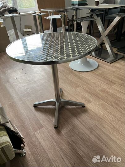 Столы для кафе и баров оптом