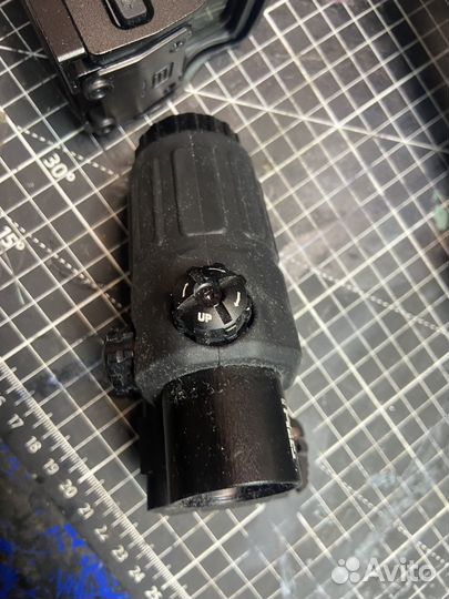 Колиматорный прицел с увеличителем