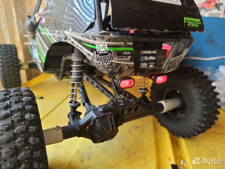 Радиоуправляемая модель Axial Wraith 1/10 rc