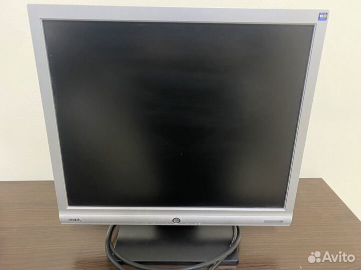 Монитор Benq G700