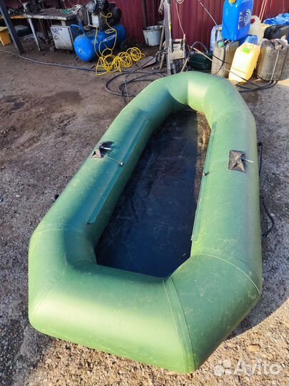 Надувная лодка пвх 260