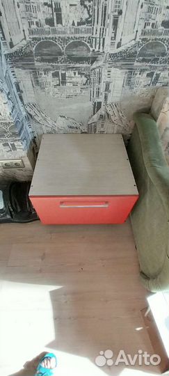 Тумба под стиральную машину или холодильник