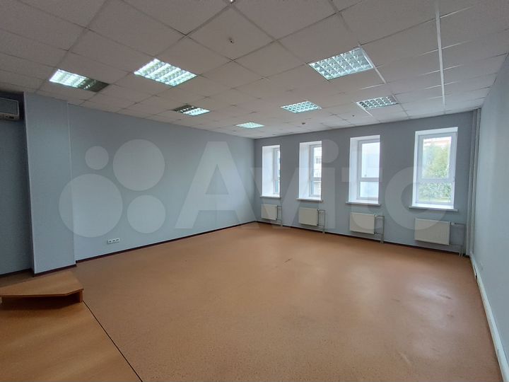 Офис на ул. Родионова,45 м²