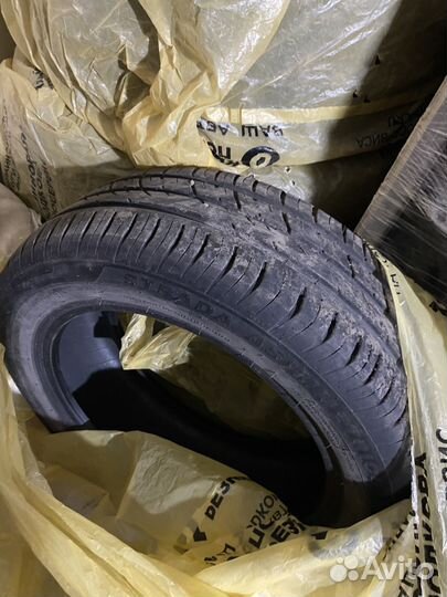 Viatti Strada Asimmetrico 6.25/5 R15 25D