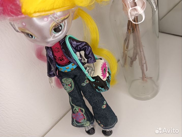 Одежда аксессуары кукле Novi Stars monster high