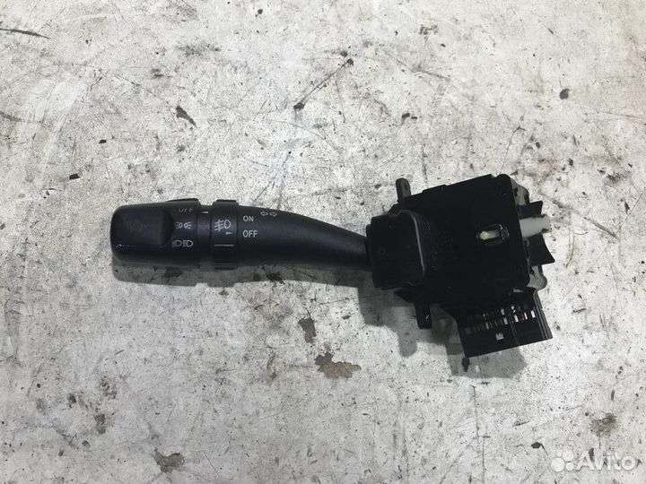 Переключатель поворотов Kia Cerato 1