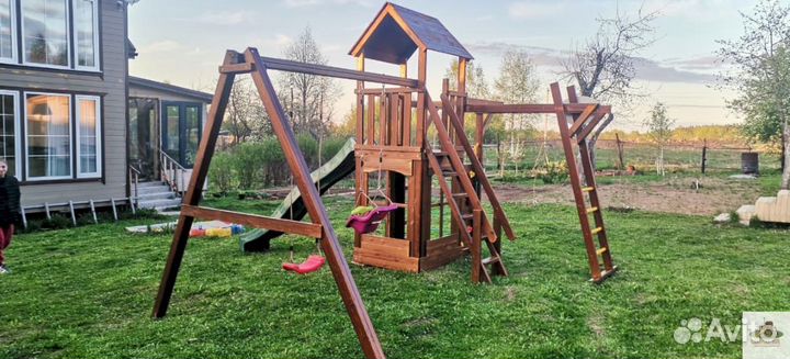 Детская спортивная площадка уличная