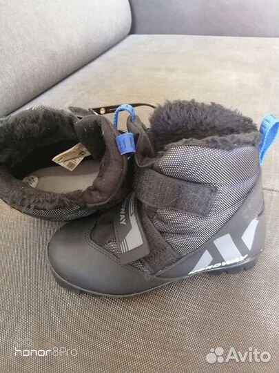 Беговые лыжи