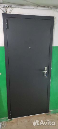 Дверь входная металлическая эконом вариант