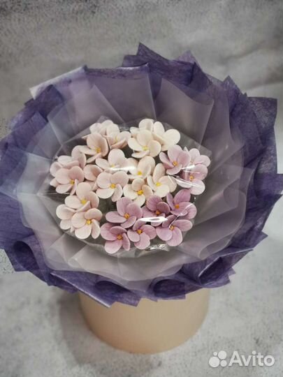 Букет из шоколадных роз пионов.Подарок