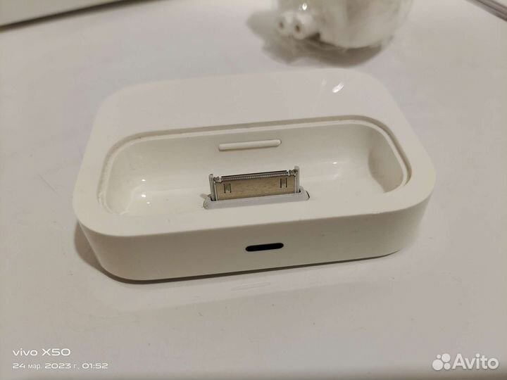 Американская вилка Apple и док станция
