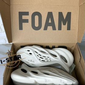 Ранеры/тапочки Adidas Yeezy Foam Runner