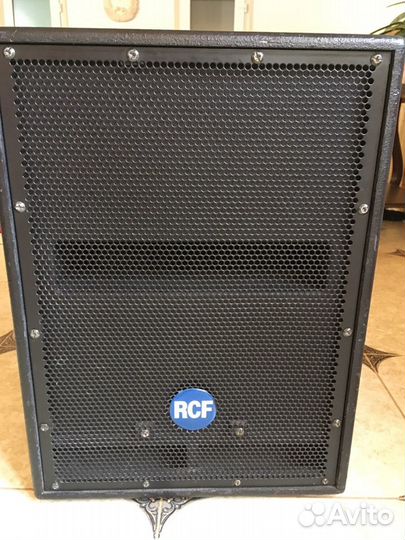 Сабвуфер rcf