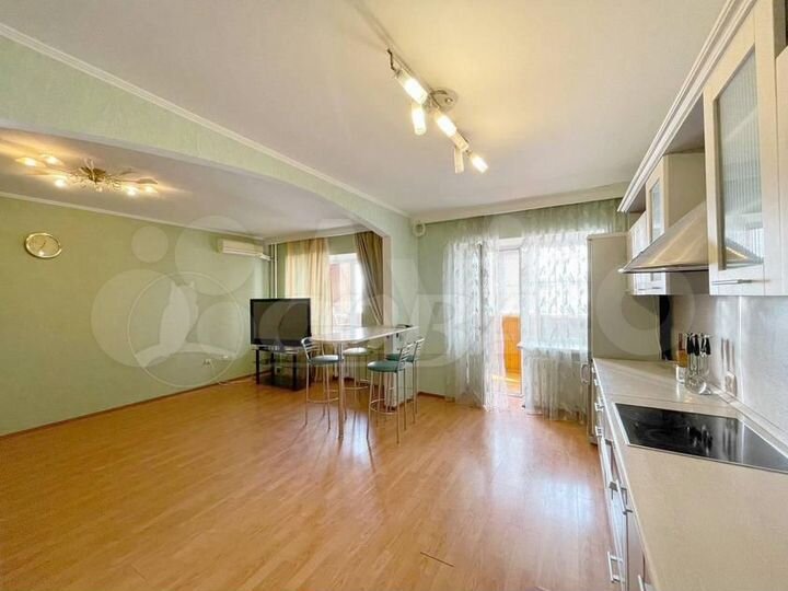 3-к. квартира, 94 м², 8/9 эт.