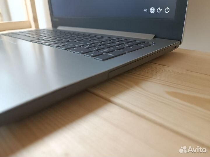 Ноутбук lenovo 320 4 ядра/8gb/ 1000gb