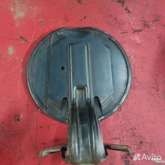 Лючок бензобака Ford Explorer 2